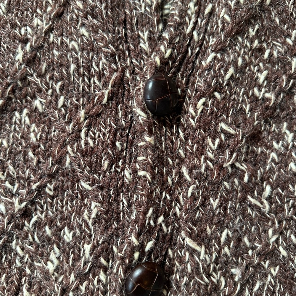Hand Knit Textured Argyle Wool Buttoned Cardigan - Picture 8 of 10